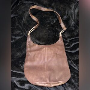 Remi 100% genuine, leather bucket bag Small